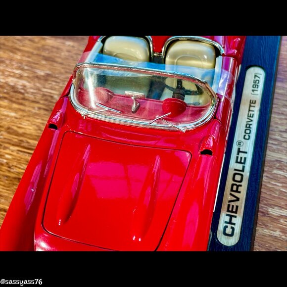 ▪️VTG▪️ROAD LEGENDS▪️1.18 Coll Die-Cast Metal 1957 Chevrolet CORVETTE Model - Picture 13 of 13